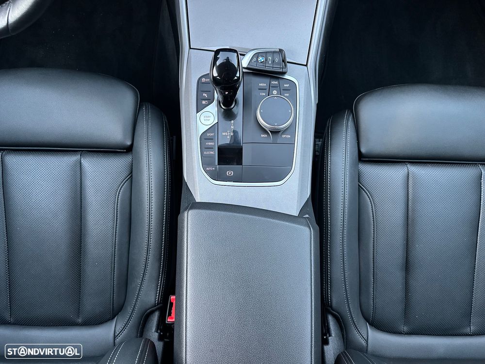 BMW 330 e Touring xDrive Aut. Advantage - 40