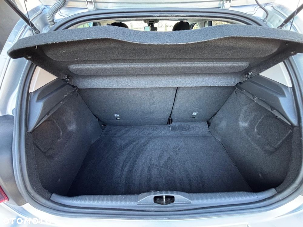 Citroën C3 1.2 PureTech Feel - 21