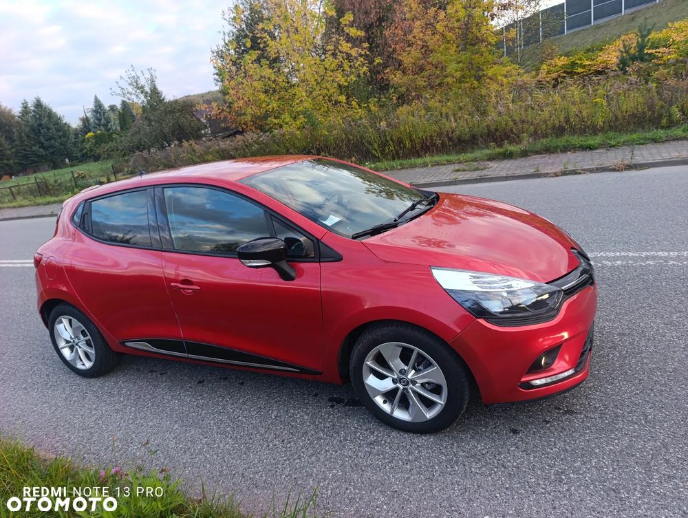 Renault Clio - 18