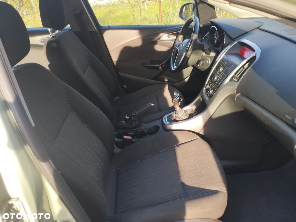 Opel Astra 1.4 Turbo - 5