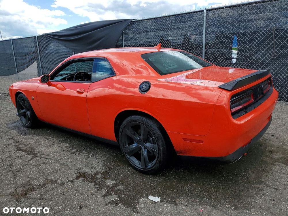 Dodge Challenger Automatik R/T Plus Scat Pack - 3
