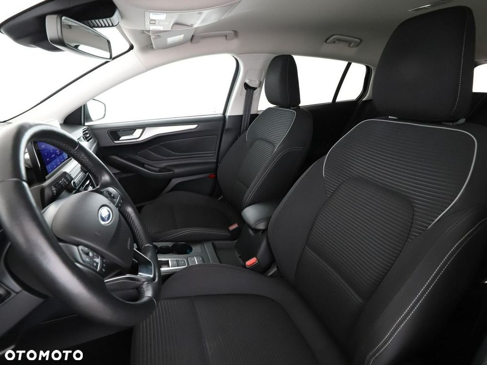 Ford Focus 2.0 EcoBlue Titanium - 14