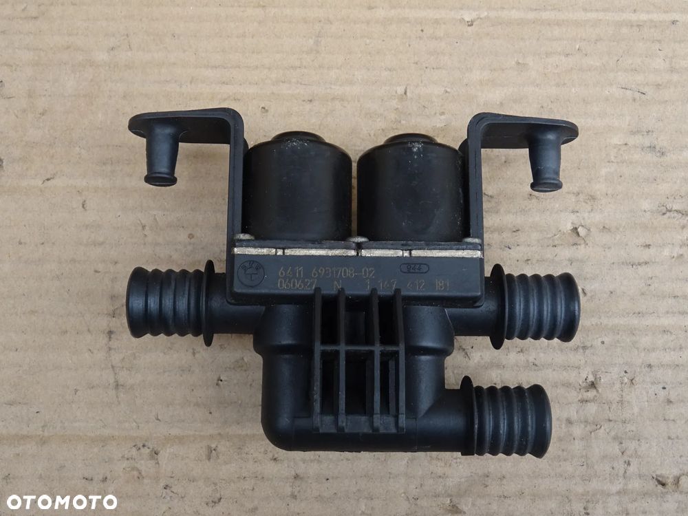 BMW E61 E60 PANEL ZAWÓR OGRZEWANIA PŁYNU NAGRZEWNICY WEBASTO - 15