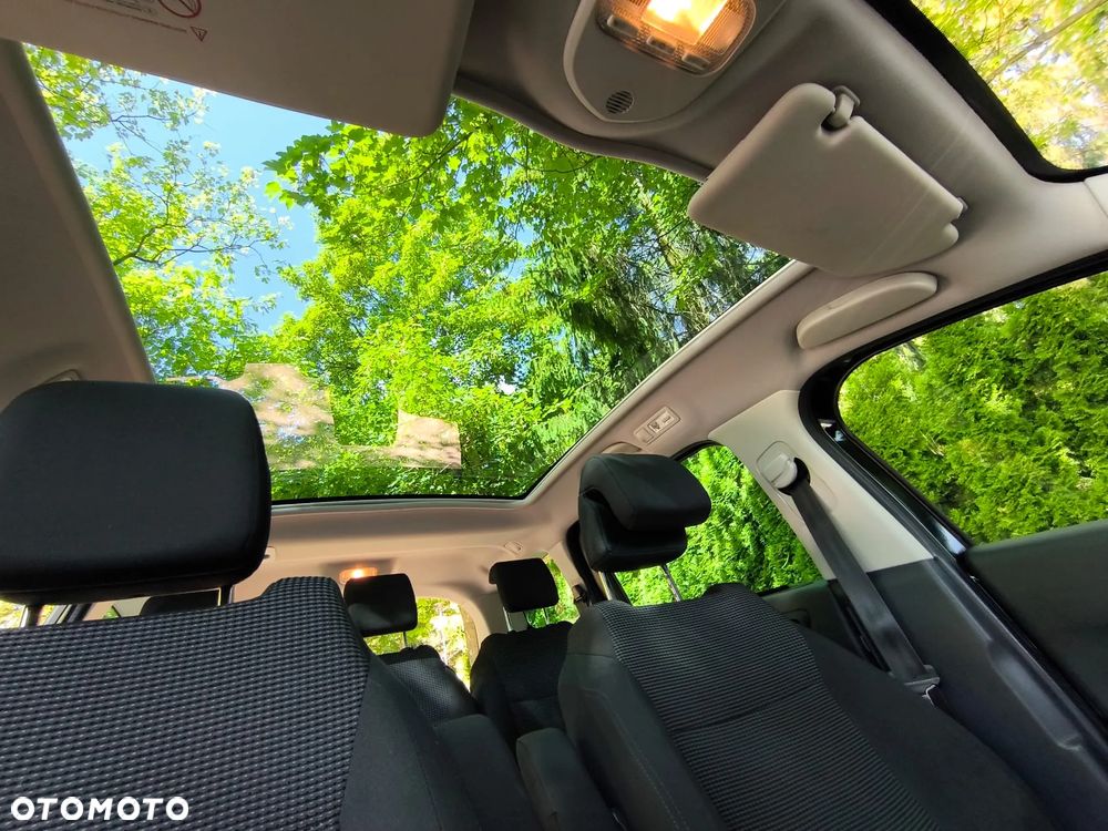 Peugeot 5008 155 THP Family - 26