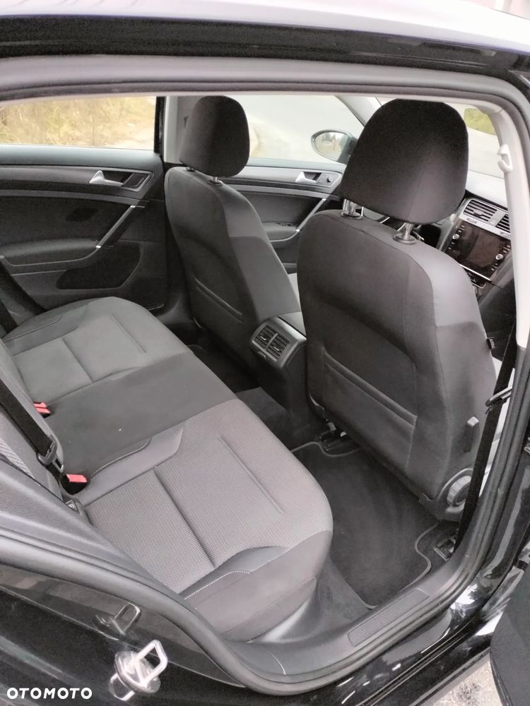 Volkswagen Golf 1.0 TSI BMT Comfortline - 25