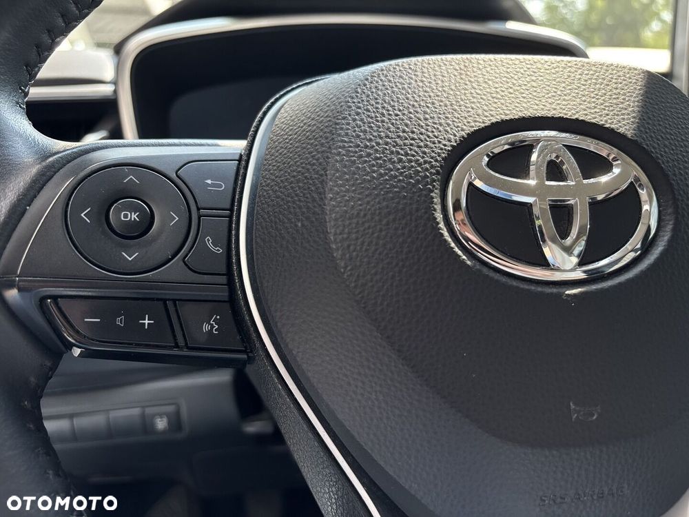 Toyota Corolla - 22