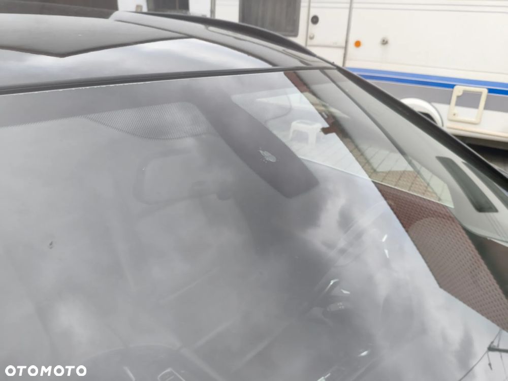 BMW Seria 5 520d Touring - 33