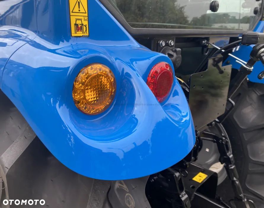 LS Traktor MT3.50 Boomer New Holland Biegi pełzające , klimatyzacja , joystick , 4 pary hydrauliczne - 26