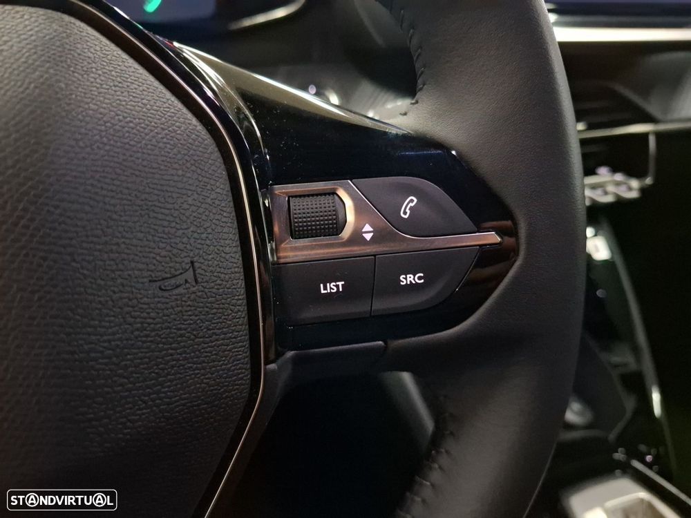 Peugeot e-2008 54 kWh Allure - 17