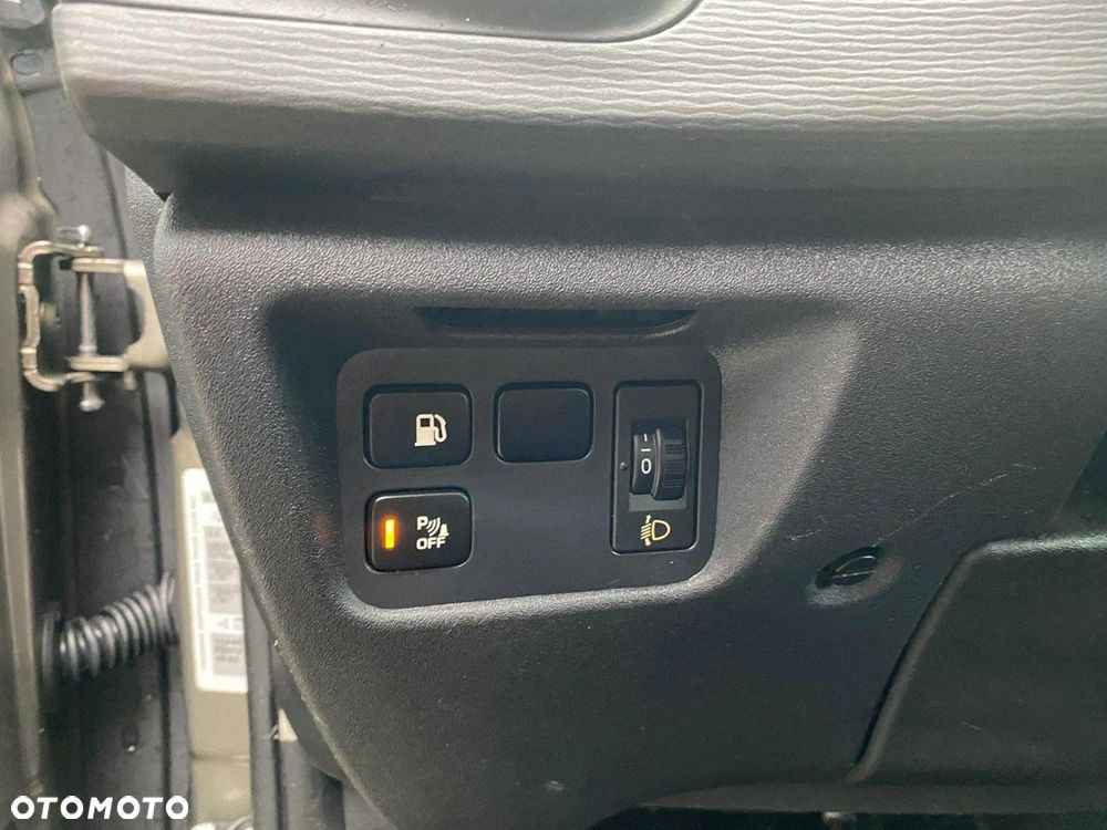 Citroën C4 Grand Picasso 1.8 16V Confort - 13