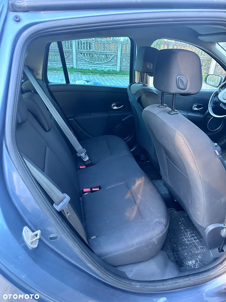 Renault Clio 1.2 16V Dwudziestka Euro5 - 9