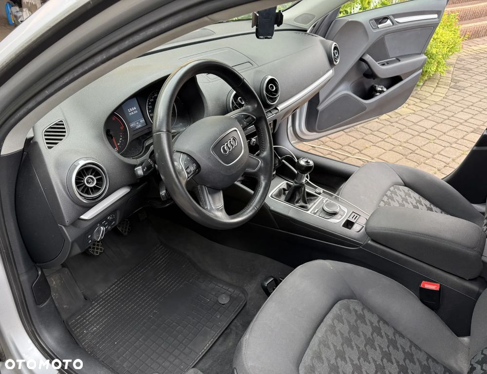 Audi A3 Sportback - 5