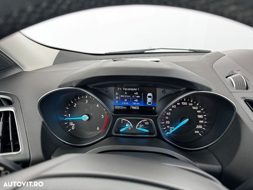 Ford Kuga 2.0 TDCi 4WD Powershift Titanium - 11