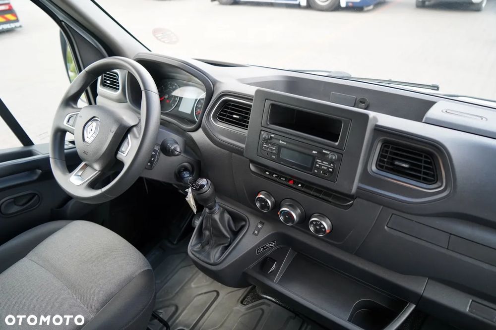 Renault MASTER / DOSTAWCZY / FIRANKA / MANUAL / DMC: 3500KG / 2022 - 29
