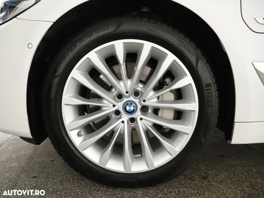 BMW Seria 5 - 30