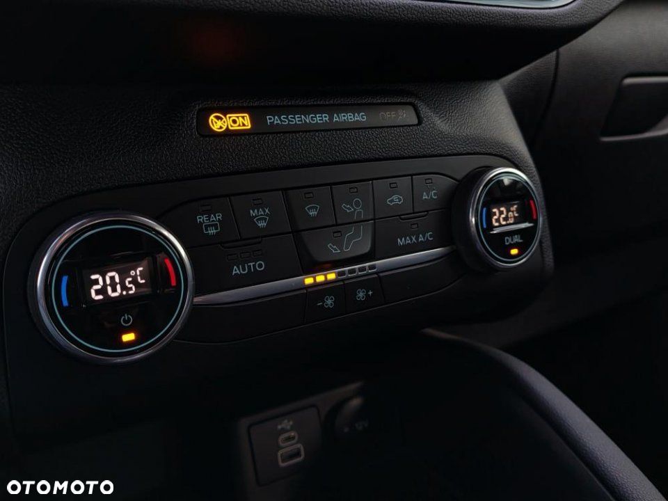 Ford Kuga 2.5 FHEV FWD ST-Line X eCVT - 23
