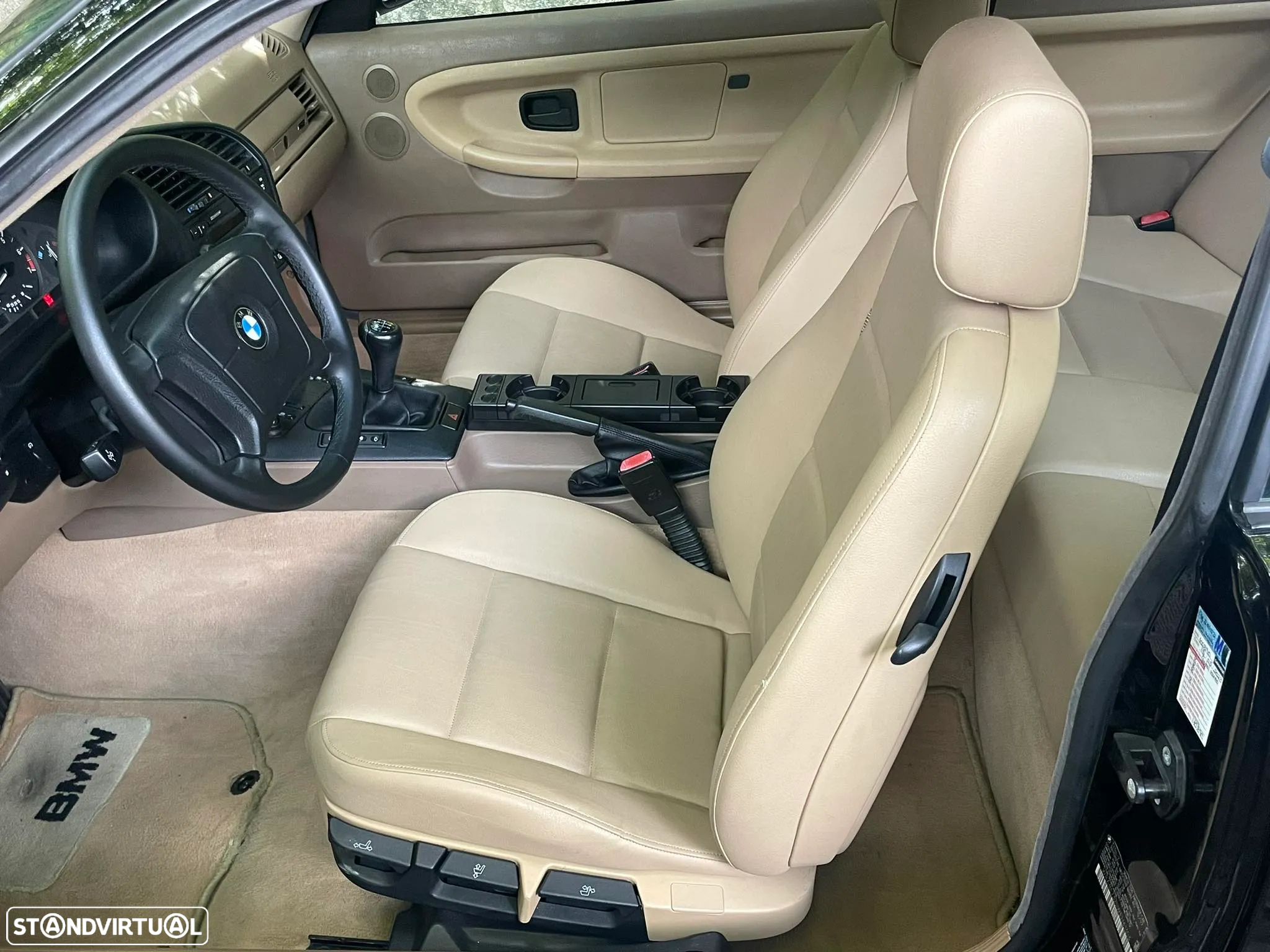 BMW 323 - 10
