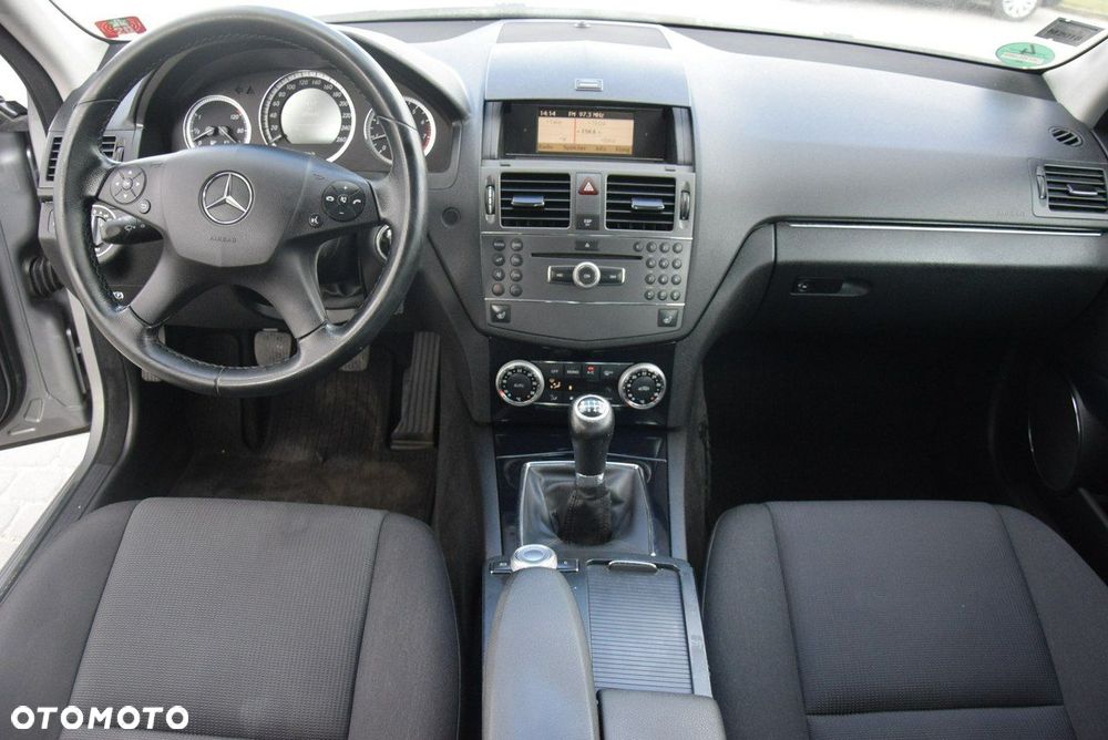 Mercedes-Benz Klasa C - 28