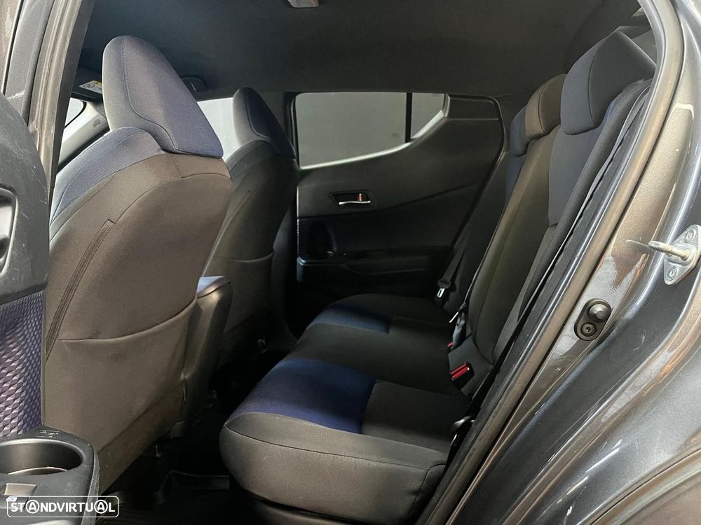 Toyota C-HR 1.8 Hybrid Square Collection - 21