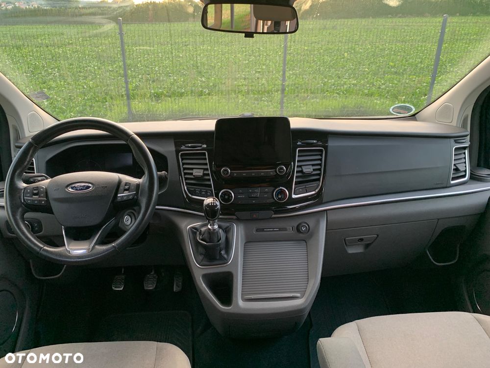 Ford Tourneo Custom 320 L2H1 VA Titanium - 18
