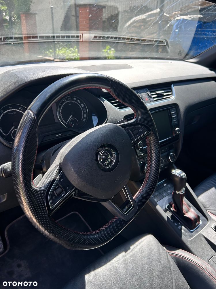 Skoda Octavia 2.0 TSI RS DSG - 21