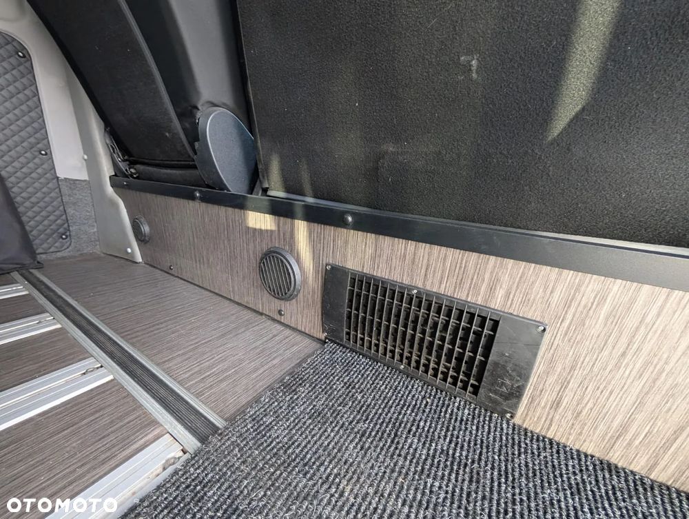 Mercedes-Benz Vito - 19