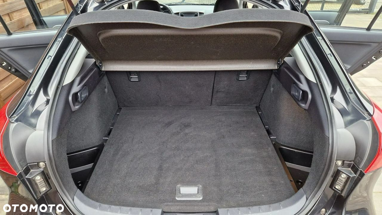 Mitsubishi Lancer - 10