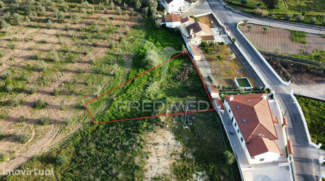 Terreno urbano - Grande imagem: 3/5