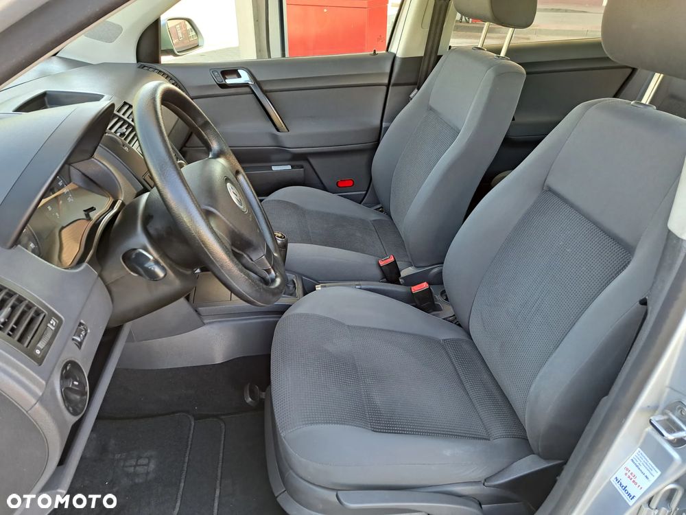 Volkswagen Polo - 13
