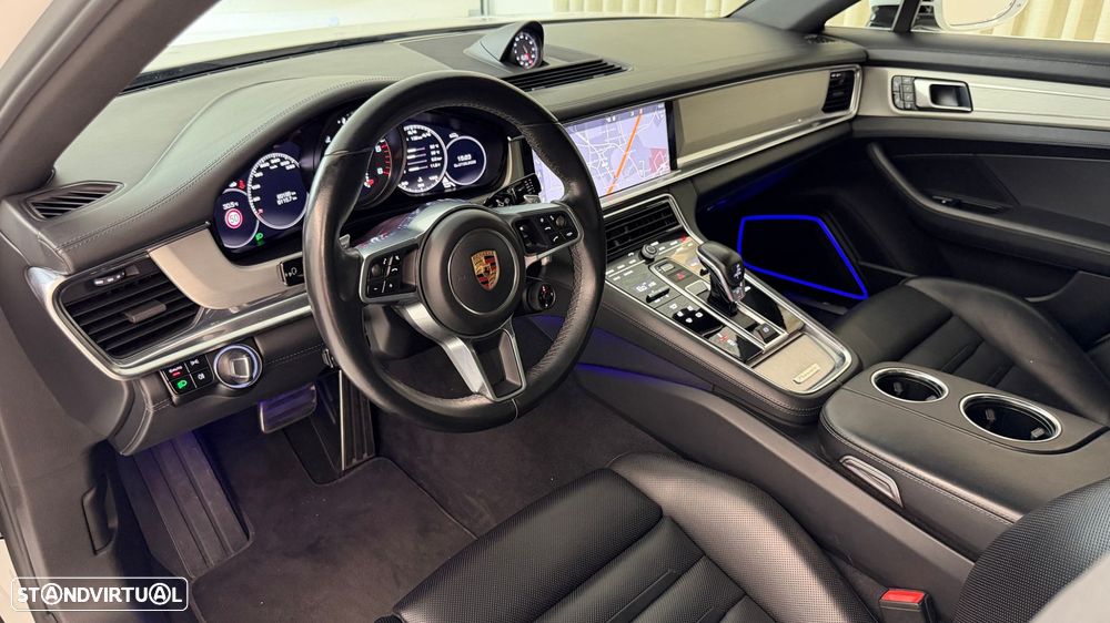 Porsche Panamera 4 S - 13