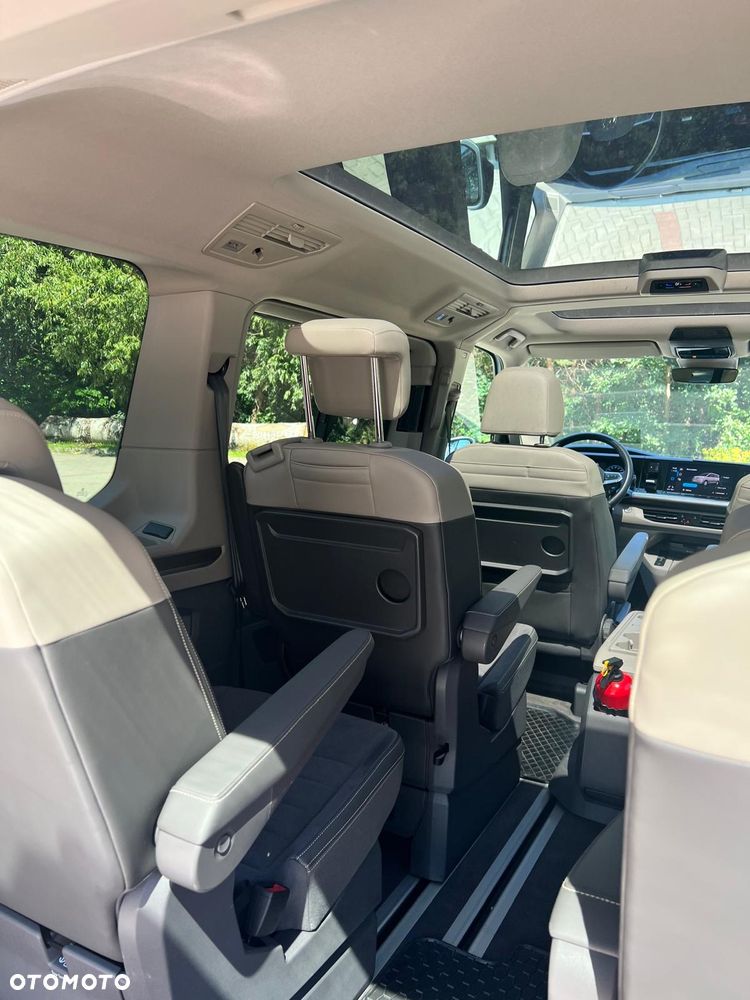Volkswagen Multivan - 28