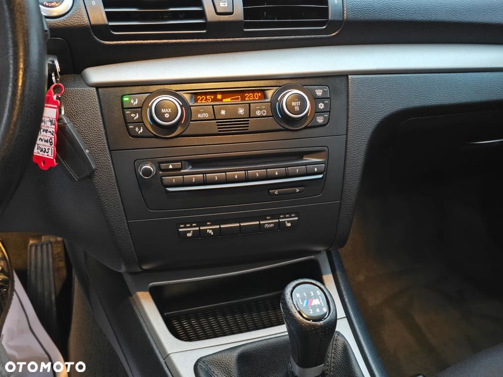 BMW Seria 1 - 33