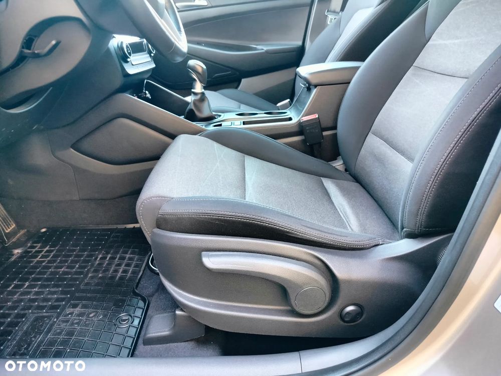 Hyundai Tucson 1.6 GDi Comfort 2WD - 28