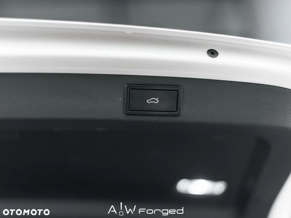 Skoda Superb 2.0 TDI SCR 4x4 Style DSG - 39