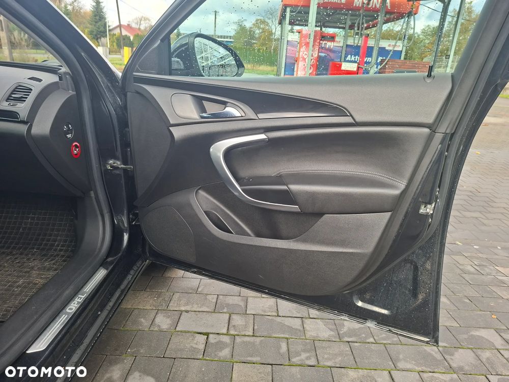 Opel Insignia 2.0 T Cosmo - 23