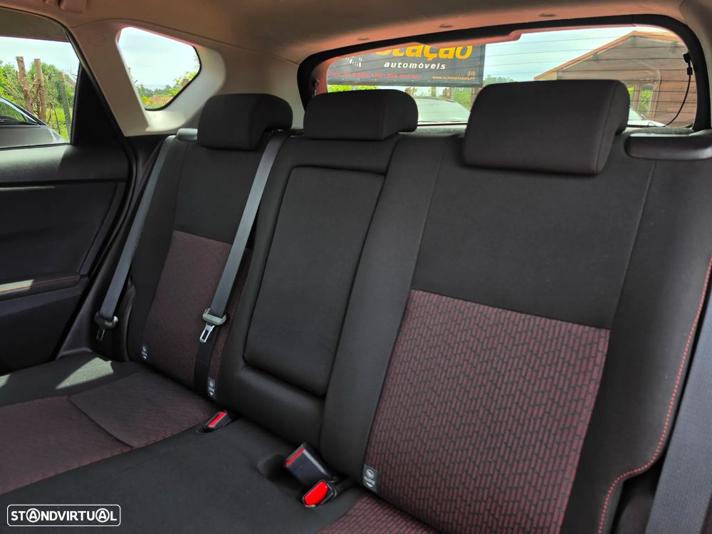 Toyota Auris 1.4 D-4D Comfort - 10