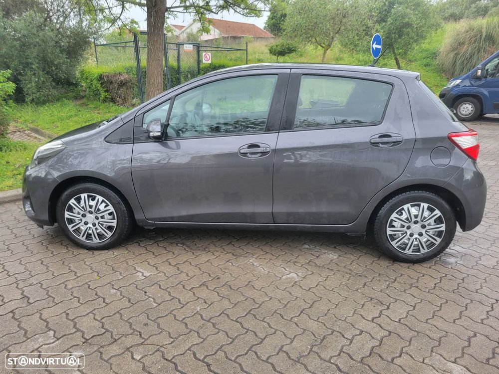 Toyota Yaris 1.4 D-4D ACtive+AC - 9