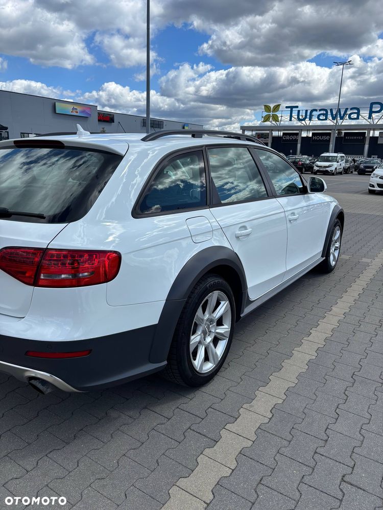 Audi A4 Allroad - 11