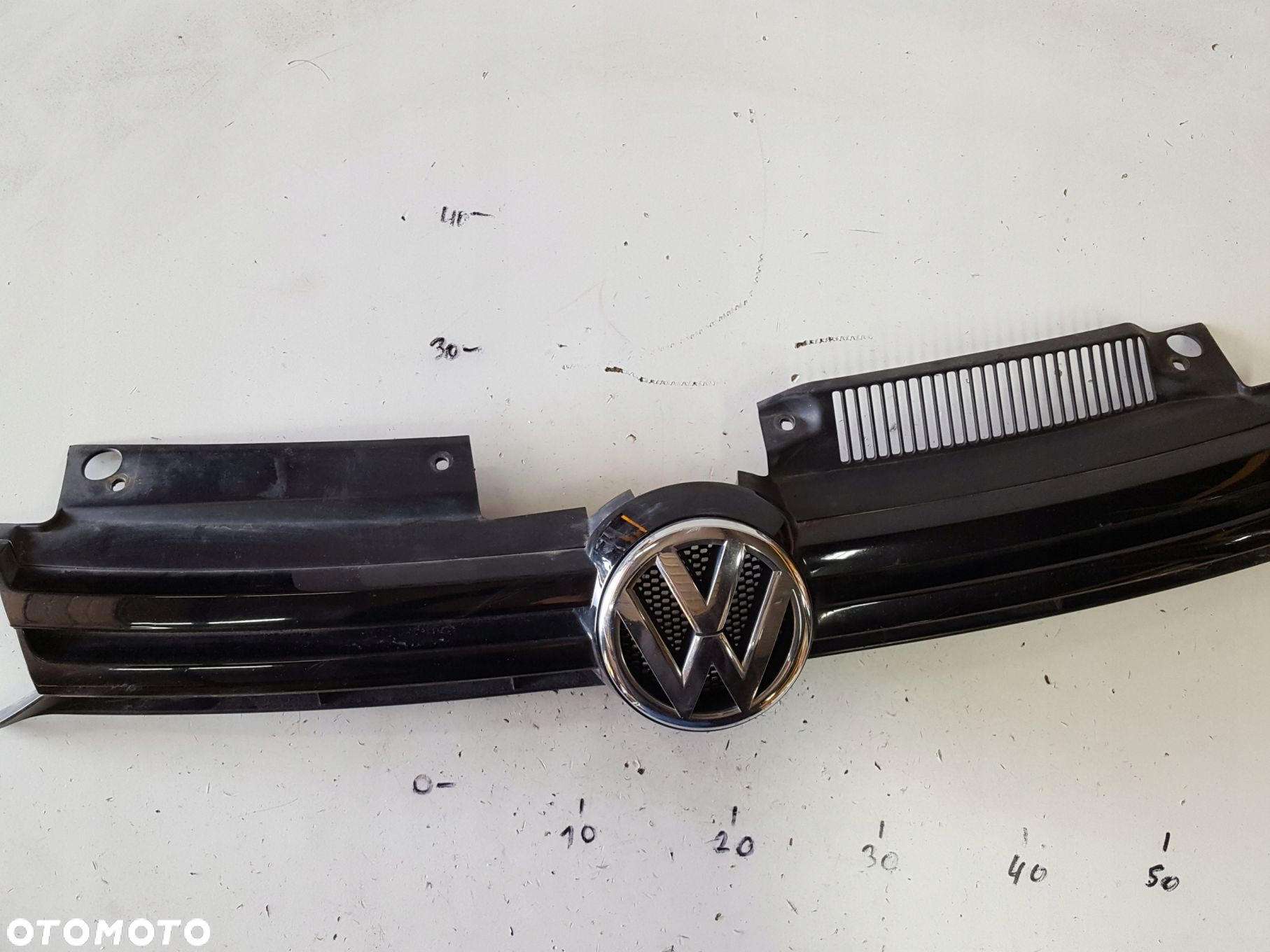 VW GOLF 6 VI 08-13r HB ATRAPA GRILL LC9X - 2