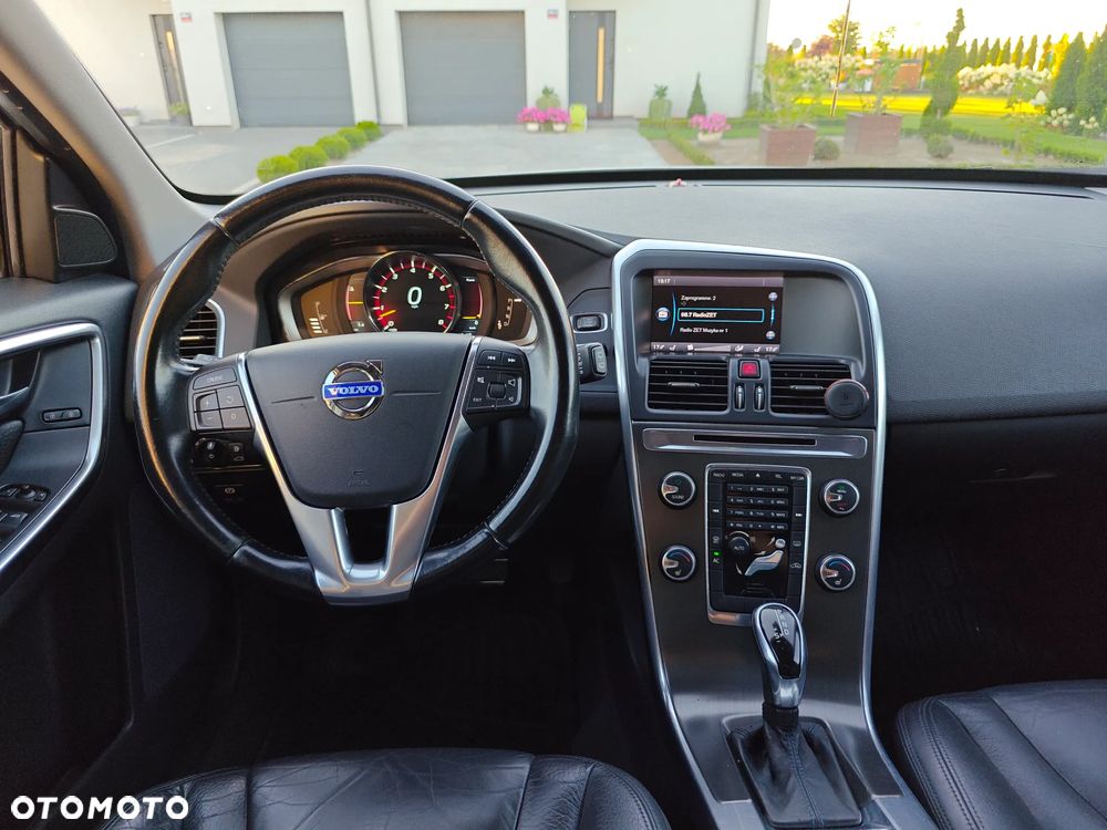 Volvo XC 60 - 8