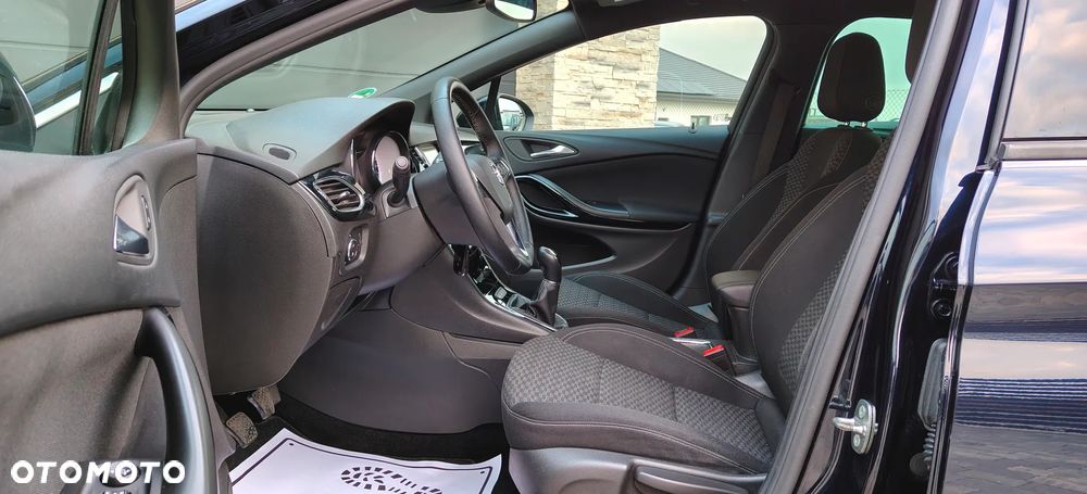 Opel Astra 1.4 Turbo Innovation - 15