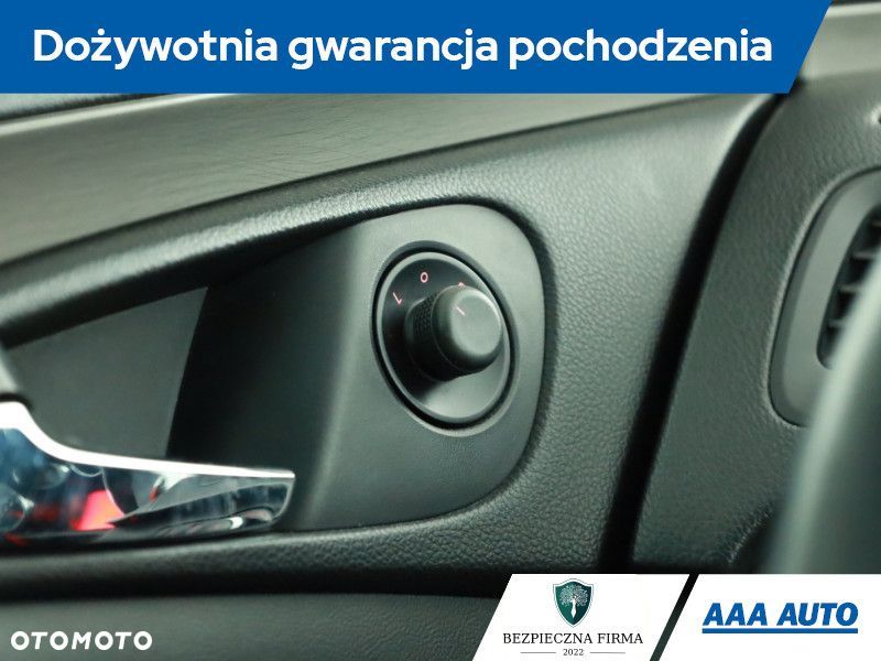 Opel Insignia - 21
