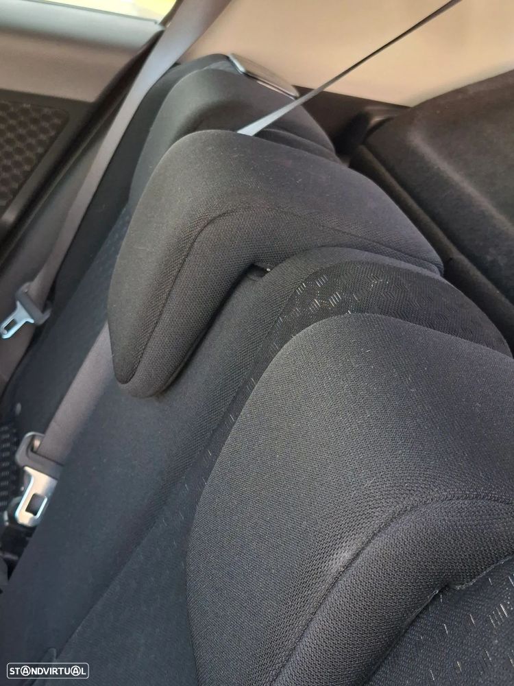 Toyota Urban Cruiser 1.4 D-4D 4x2 - 20