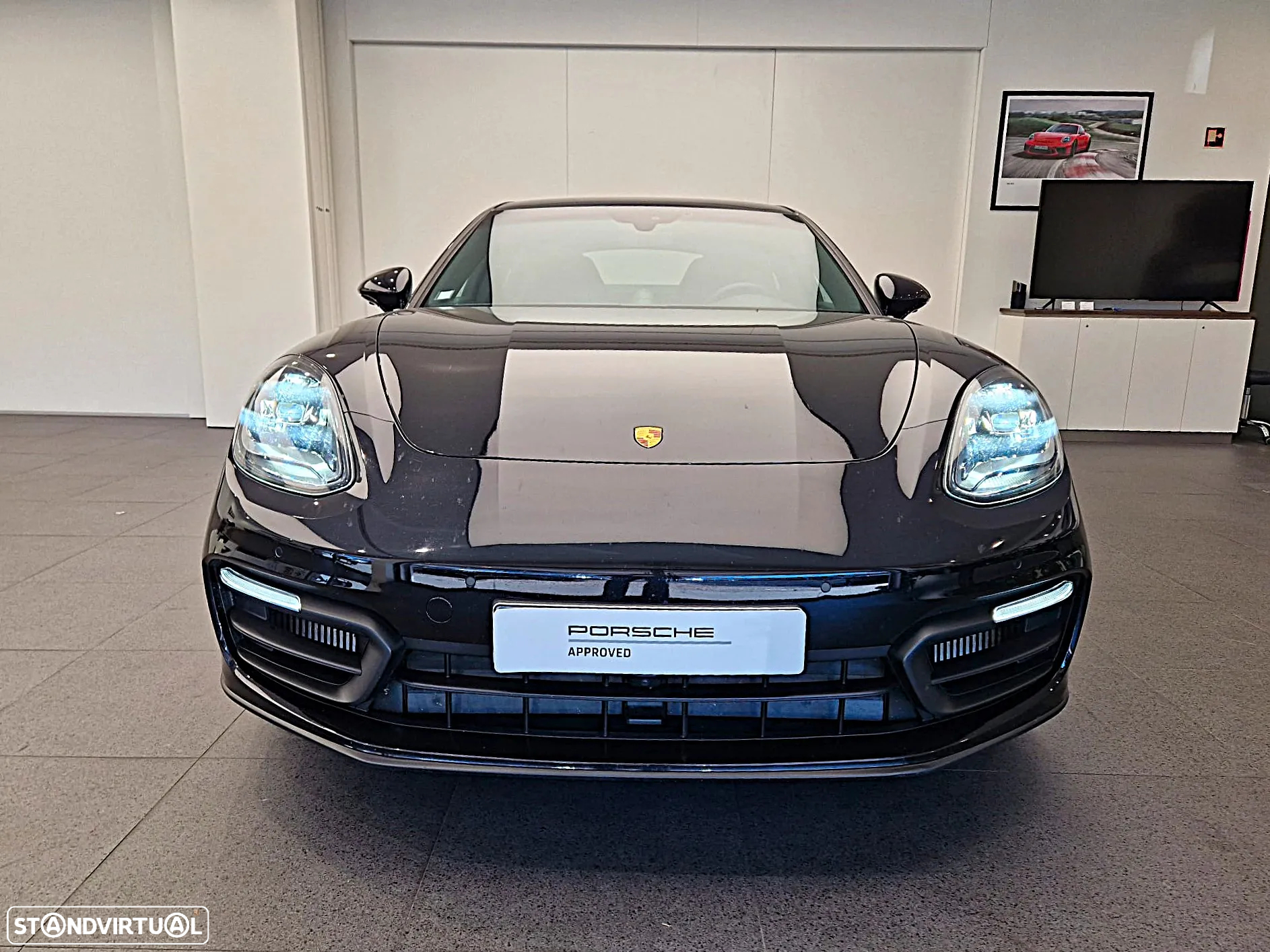 Porsche Panamera 4 E-Hybrid - 13