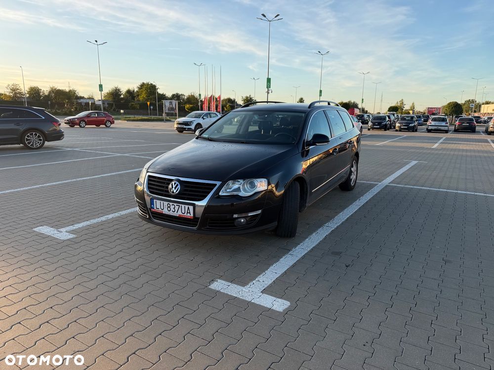 Volkswagen Passat - 8