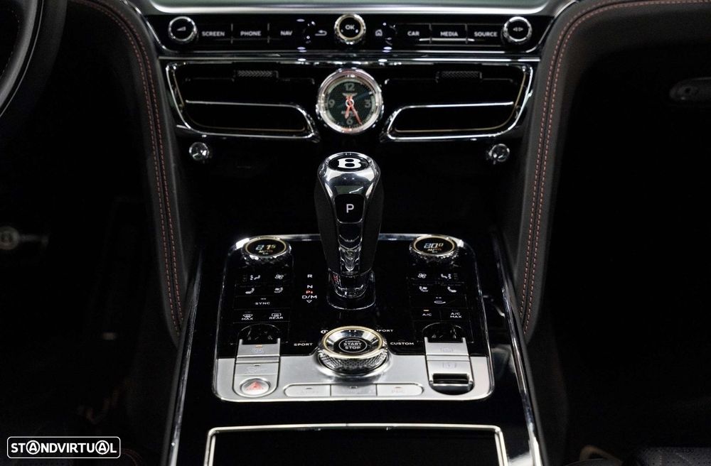 Bentley Flying Spur V8 Mulliner - 29