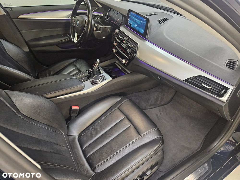 BMW Seria 5 520d - 14