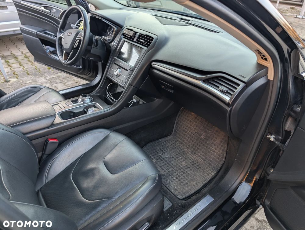 Ford Mondeo 2.0 CVT - 12