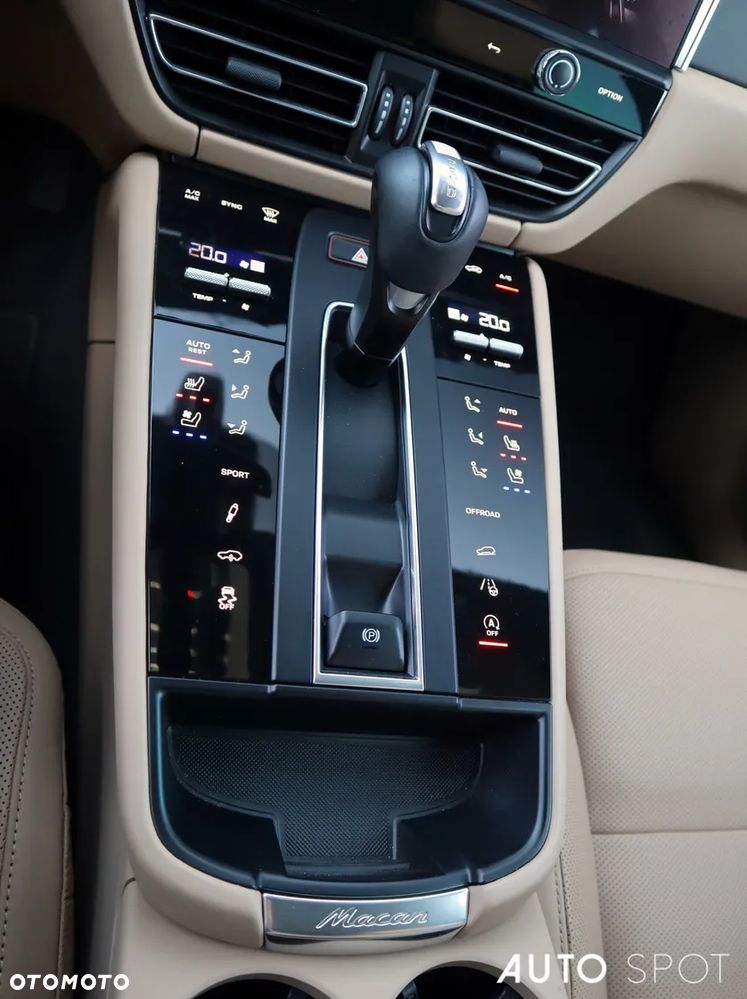 Porsche Macan Standard - 33