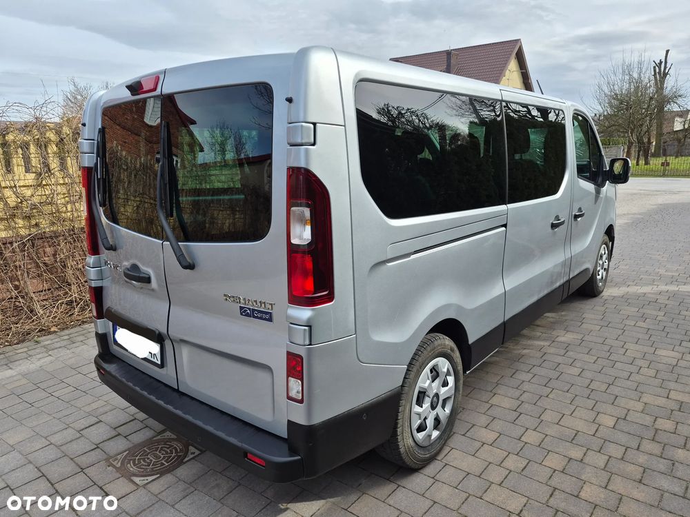 Renault Trafic Grand 2.0 dCi EDC - 4